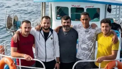 مأساة في دمياط: فقدان 8 صيادين من عزبة البرج في البحر المتوسط منذ 9 أيام