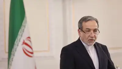 وزير الخارجية الإيراني يؤكد: لا نية حالية لإغلاق مضيق هرمز رغم التوترات الإقليمية