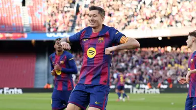 ليفاندوفسكي يعود بقناع واقٍ لمواجهة أتلتيك بيلباو في الدوري الإسباني