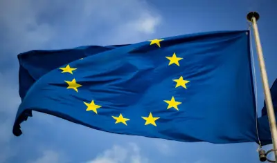 الاتحاد الأوروبي يدين الهجمات الإيرانية على دول المنطقة ويدعو لضبط النفس