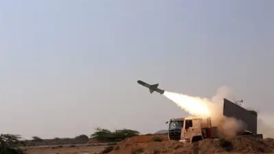 الحرس الثوري الإيراني يشن الموجة العاشرة من الهجمات على إسرائيل ويدكّ دول عربية بالصواريخ