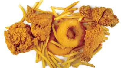 تحذير صحي: الإفراط في المقليات خلال رمضان يهدد القلب ويسبب أمراضاً خطيرة