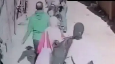 القبض على عامل تحرش بطالبة في الدقهلية بعد تداول فيديو الواقعة على مواقع التواصل