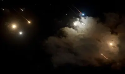 تصعيد عسكري واسع في الخليج: إسرائيل وإيران في مواجهات مع تدخل أمريكي