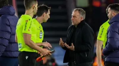 فليك يعبر عن مشاعر مختلطة بعد إقصاء برشلونة من كأس الملك أمام أتلتيكو مدريد