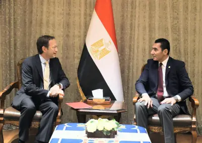 وزير الرياضة يستقبل السفير الإسباني بالقاهرة لتعزيز التعاون الرياضي الثنائي
