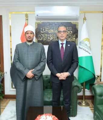 محافظ الجيزة يستقبل رئيس المنطقة الأزهرية الجديد في لقاء رسمي