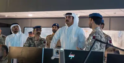 أمير قطر يزور مركز العمليات الجوية على وقع الهجمات الإيرانية على إسرائيل