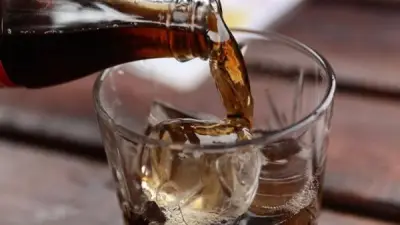 تحذير صحي في رمضان: لماذا يجب تجنب المشروبات الغازية بعد الإفطار؟