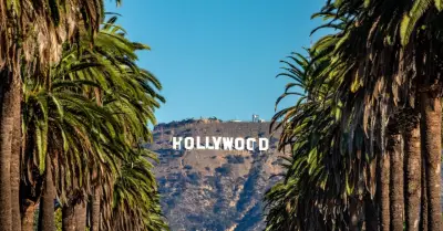 نجم هوليوود يحصل على رتبة قائد شرفي في البحرية الأسترالية تقديراً لخدماته