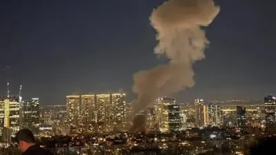 تصعيد عسكري في المنطقة: شظايا صاروخية وسط إسرائيل وهجمات إيرانية على دول الجوار