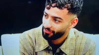 رامز جلال يستضيف اللاعب السعودي صالح أبو الشامات في برنامج 'رامز ليفل الوحش' خلال رمضان