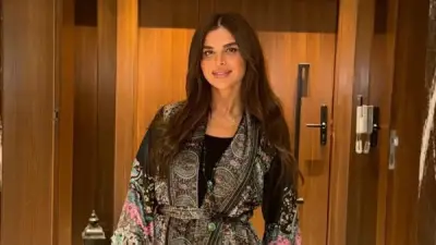 زوجة كريم فهمي تخطف الأنظار بإطلالة رمضانية أنيقة عبر إنستجرام