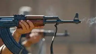 نيابة القاهرة الجديدة تأمر بتفريغ كاميرات المراقبة بعد إصابة عامل بطلق ناري في محطة صرف القطامية