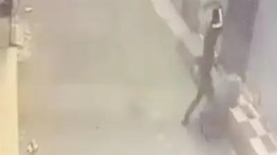 القبض على متهم بالتعدي على طليقته بساطور في قرية إخناواي بطنطا