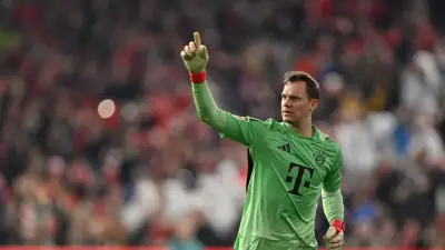 نوير يعود ويغيب.. إصابة الحارس تثير القلق في بايرن ميونخ قبل مواجهة أتالانتا