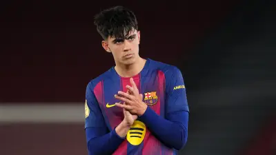 كشف طبيعة إصابة بيرنال في برشلونة واستعداده لمواجهة نيوكاسل في دوري الأبطال