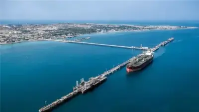 مسؤولون أمريكيون يكشفون: إدارة ترامب ناقشت الاستيلاء على جزيرة خارك الإيرانية النفطية