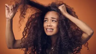 زيت الروزمارى: سر نمو الشعر الطبيعي قبل العيد وطريقة استخدامه الصحيحة