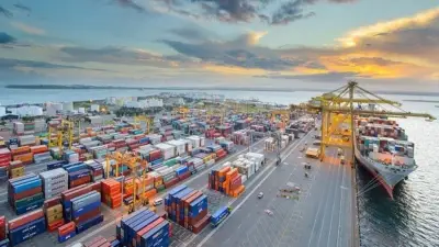 الجمارك تعلن استثناء بضائع الترانزيت المتجهة لدول الخليج من التسجيل المسبق للشحنات