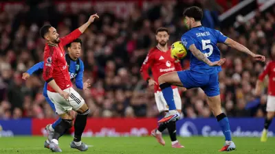 يوفنتوس يقدم عرضًا رسميًا لضم مدافع بورنموث ماركوس سينيسي في صفقة انتقال حر