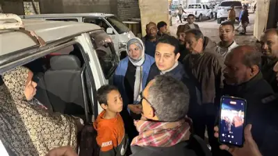 نائب محافظ الفيوم يتفقد مواقف السيارات ومحطات الوقود للتأكد من الالتزام بالتعريفة الجديدة