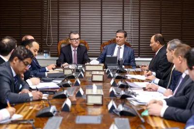 وزيرا الزراعة والتخطيط يتفقان على ربط المشروعات الزراعية التنموية بحياة كريمة