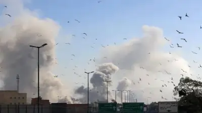 إعلام عبري: حريق في اللد وإصابة خطيرة بالنقب بسبب شظايا صواريخ إيرانية