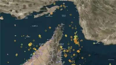ترامب يحذر إيران: عدم استهداف البنية التحتية بجزيرة خرج مشروط بعدم عرقلة مضيق هرمز