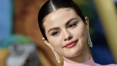 سيلينا جوميز تعود للاستديو لتسجيل أغان جديدة وتعلن عن مشاريع فنية متنوعة