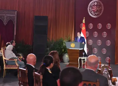 مصر تستهلك منتجات بترولية بقيمة تريليون جنيه سنوياً وفقاً للرئيس السيسي