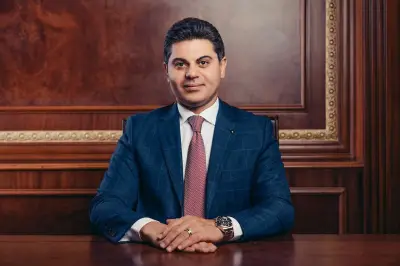 عضو بالشيوعي: رسائل السيسي في إفطار الأسرة المصرية أكدت أن أمن الخليج خط أحمر