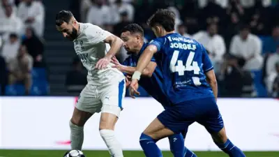 الهلال يتعادل سلبيًا مع الفتح في الشوط الأول من الدوري السعودي