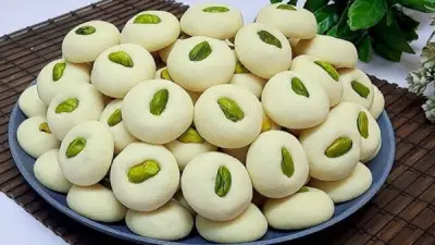 طريقة تحضير الغريبة الناعمة التي تذوب في الفم بخطوات سهلة ومفصلة