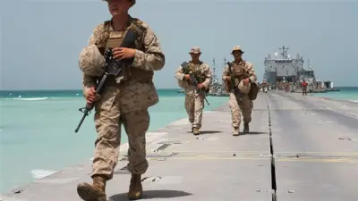 ماذا لو شنّت الولايات المتحدة غزوًا بريًا لإيران؟ تداعيات كارثية تهدد بتكرار مجزرة جاليبولي في مضيق هرمز