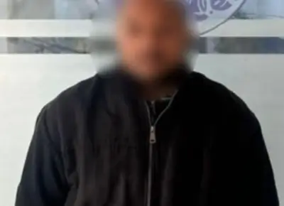 كشف ملابسات فيديو يظهر شخصًا يتضرر من منادي سيارات لطلب نقود مقابل انتظار