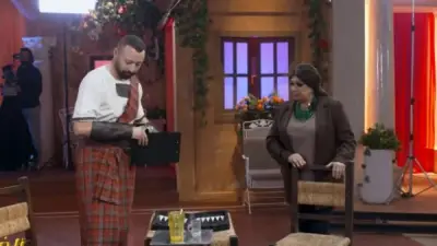 فيفي عبده تحفز أحمد فهمي: 'حارب كأنك في روسيا' في برنامج ألف ليلة وليلة