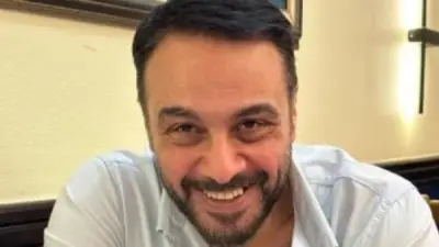 محاكمة قاتل الفنان سعيد مختار تبدأ اليوم في الجيزة بتفاصيل مثيرة حول الجريمة