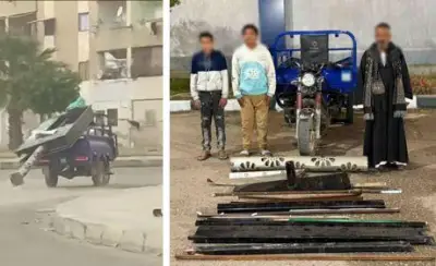 ضبط قائد تروسيكل وآخر لاستيلائهما على لافتة إعلانية سقطت بالشرقية