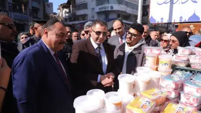 محافظ دمياط يطلق مبادرة 'إيد واحدة' لتوفير سلع العيد بأسعار مخفضة