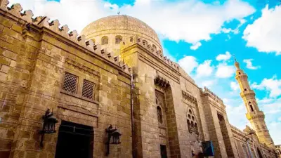 فيفا يعلن إيقاف قيد نادي الزمالك للمرة الثانية عشرة بسبب أزمات مالية