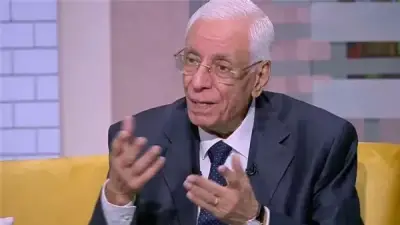 حسام موافي يحذر من تقرحات الفم: قد تشير لأمراض خطيرة مثل بهجت والجلطات