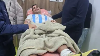 رئيس بيراميدز يزور محمد حمدي في المستشفى بعد بلع لسانه في مباراة كأس مصر