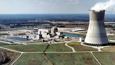 وكالة الطاقة الذرية: إيران تبلغ عن مقذوف أصاب أرض محطة بوشهر النووية دون أضرار