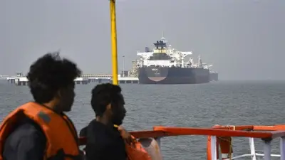 ارتفاع صاروخي لأسعار النفط والمعادن النادرة وسط تصاعد التوتر في الشرق الأوسط