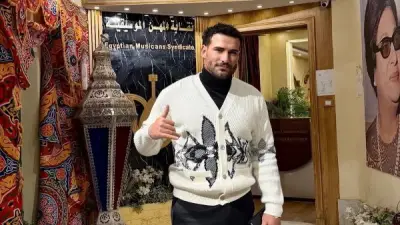 مسلم يُنهي أزمته مع نقابة المهن الموسيقية ويعلن عن عودة الحفلات قريبًا