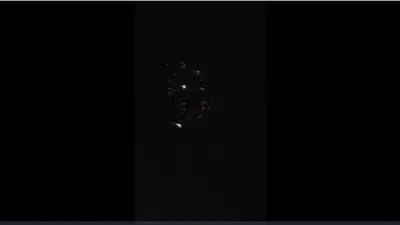 وسائل إعلام إسرائيلية: انقطاع كهرباء واحتراق سيارات في حولون بعد الهجوم الإيراني