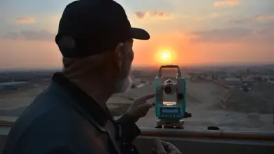 سحب كثيفة تحجب الرؤية وتخلق غروبًا وهميًا يربك استطلاع هلال شوال في مرصد حلوان