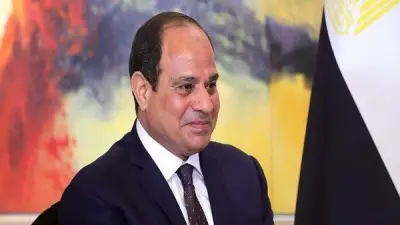 الرئيس السيسي يهنئ المصريين والعرب والمسلمين بعيد الفطر المبارك