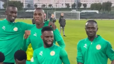 السنغال ترفض تسليم كأس أمم إفريقيا وتتوعد بالانفصال عن القارة في أزمة رياضية غير مسبوقة